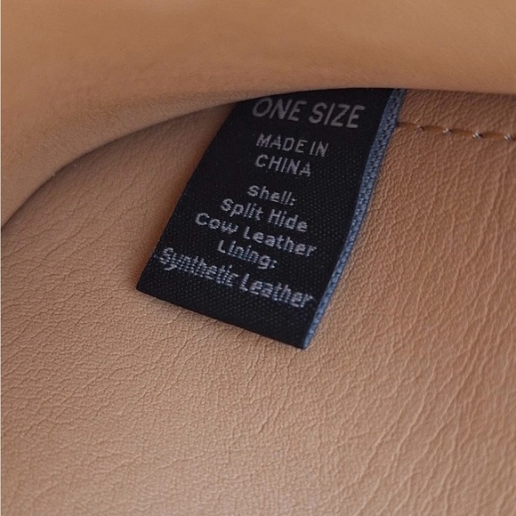 Banana Republic Bow Accent Gray Wallet Clutch Cow Leather 4 in H x 6 in L - Picture 6 of 6